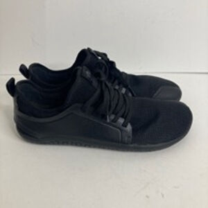 Black Women's Athletic Shoes